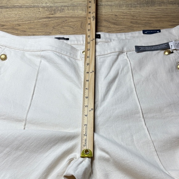 Women's Talbots High Waisted Full Length Flare Leg Cream Colored Jeans Size 22W - Picture 8 of 10